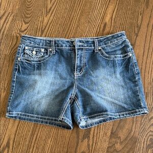 Earl Jeans Classic Blue Jean Shorts